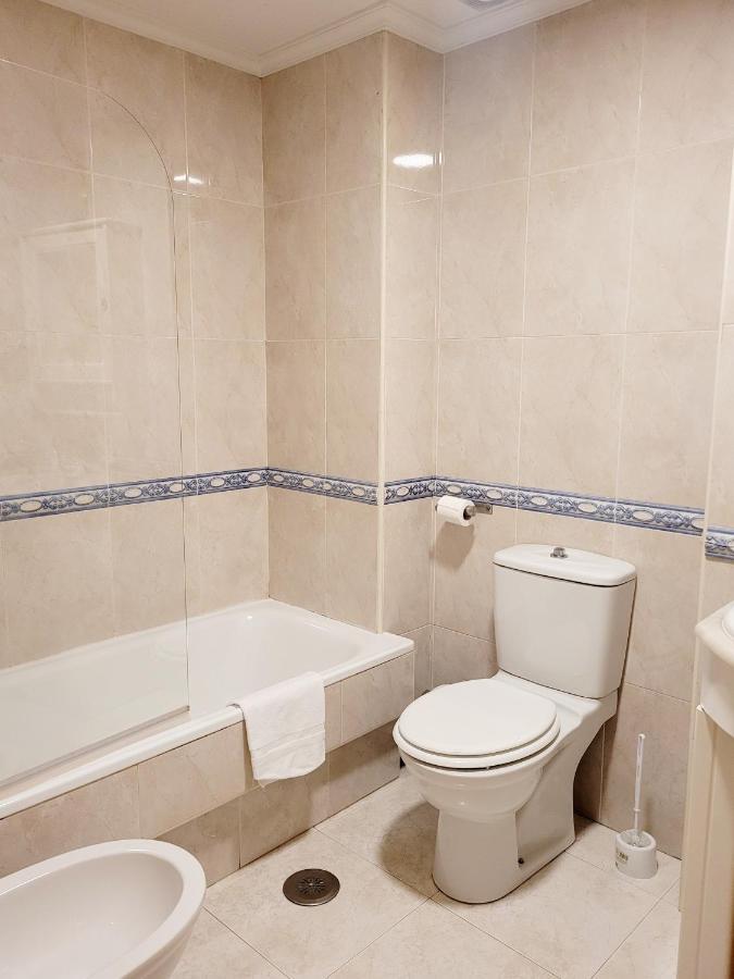 Piso Con Garaje En La Entrada Del Camino Portugues Apartment Santiago de Compostela Ngoại thất bức ảnh