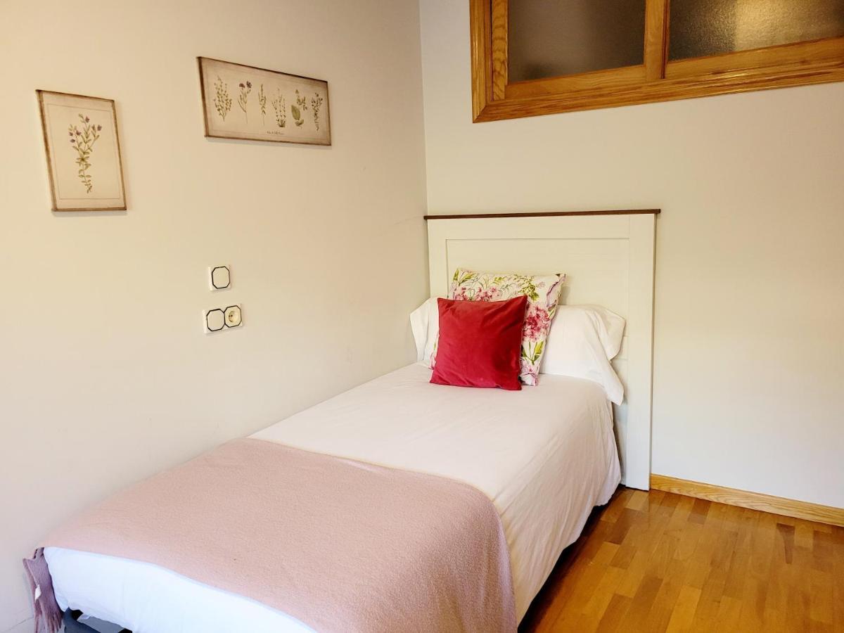 Piso Con Garaje En La Entrada Del Camino Portugues Apartment Santiago de Compostela Ngoại thất bức ảnh
